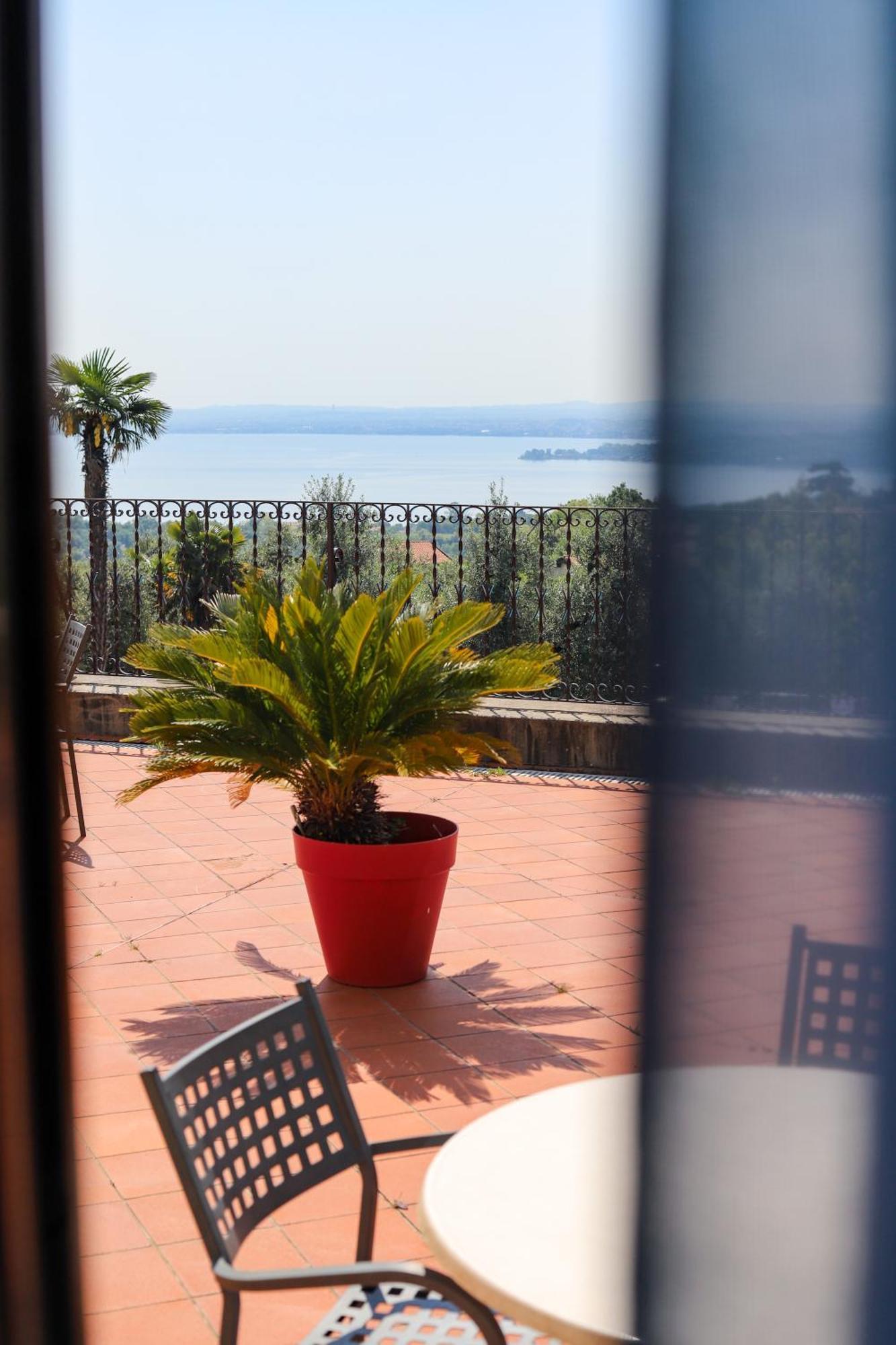 San Rocco Relais Aparthotel Soiano del Lago Kültér fotó