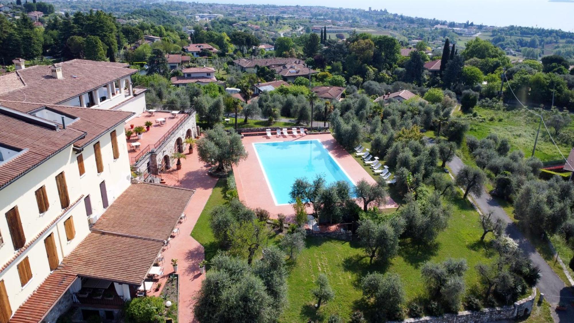 San Rocco Relais Aparthotel Soiano del Lago Kültér fotó