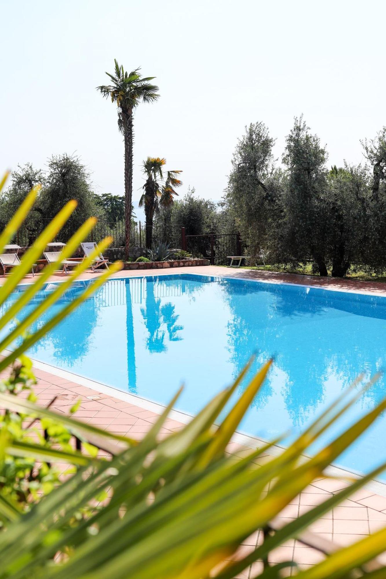 San Rocco Relais Aparthotel Soiano del Lago Kültér fotó